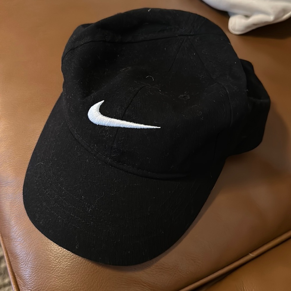 Nike baseball hat black NWOT toddler